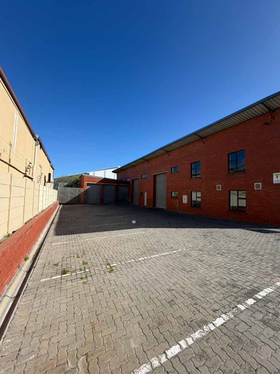 To Let Commercial Property for Rent in Brackenfell Industrial Western Cape